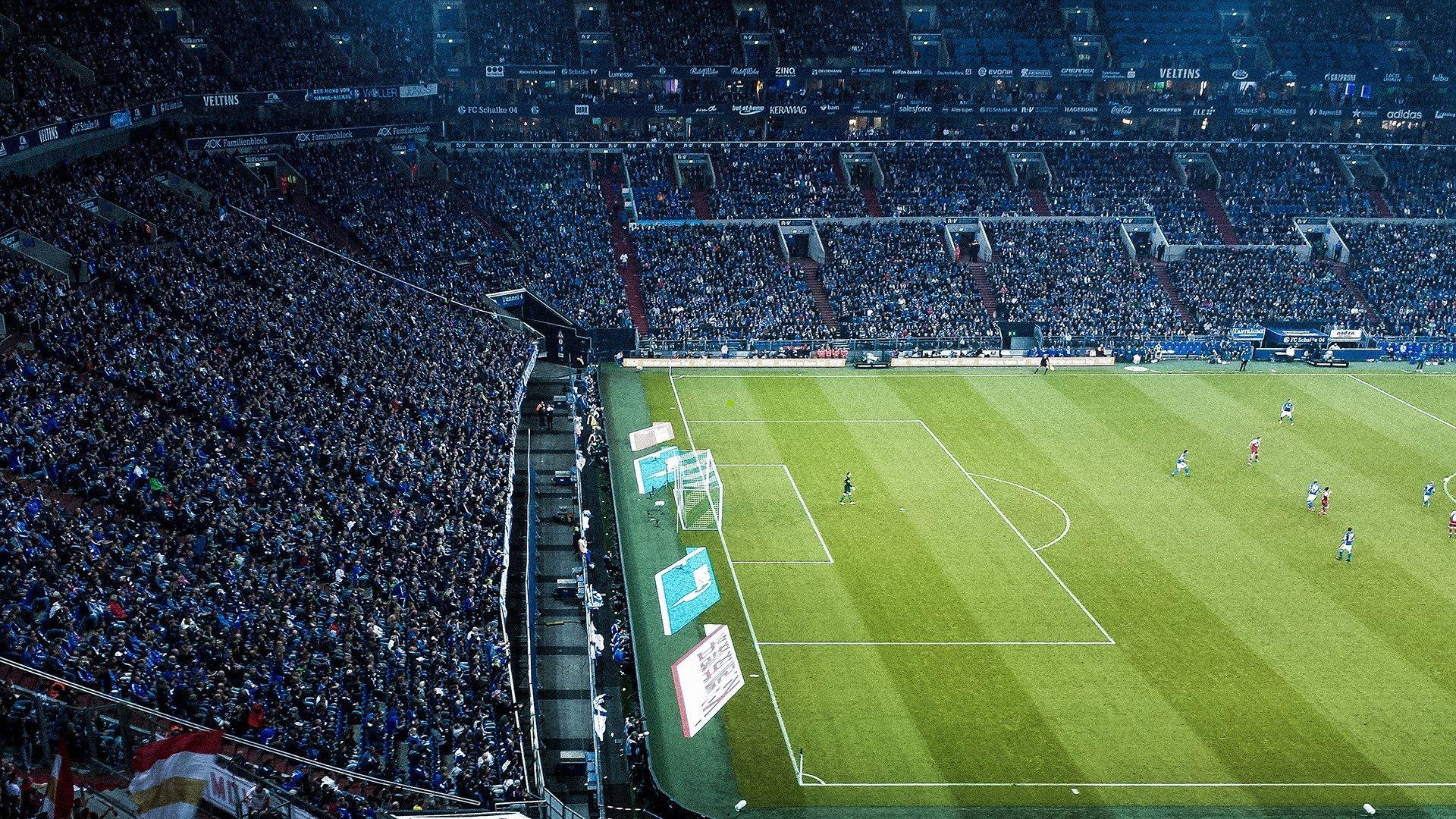 CCTV5与体坛周报的巅峰对决,王者荣耀引领体育媒体新浪潮